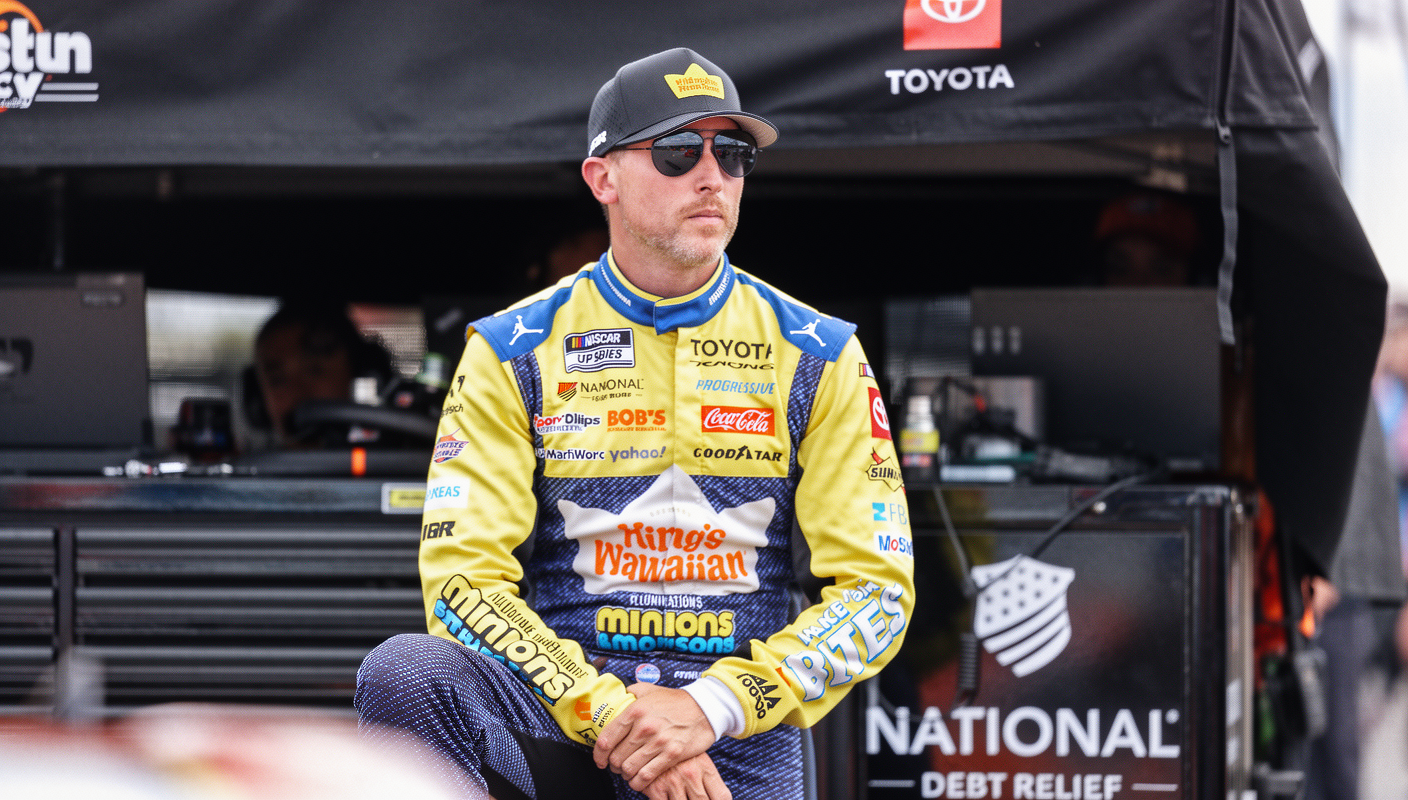 完美体育平台 - NASCAR 2026年奇加哥速度赛：哈姆林领跑，新老对手如何争锋 - 完美体育